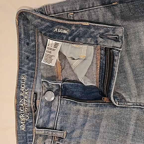 American eagle light denim jeggings - Picture 3 of 5